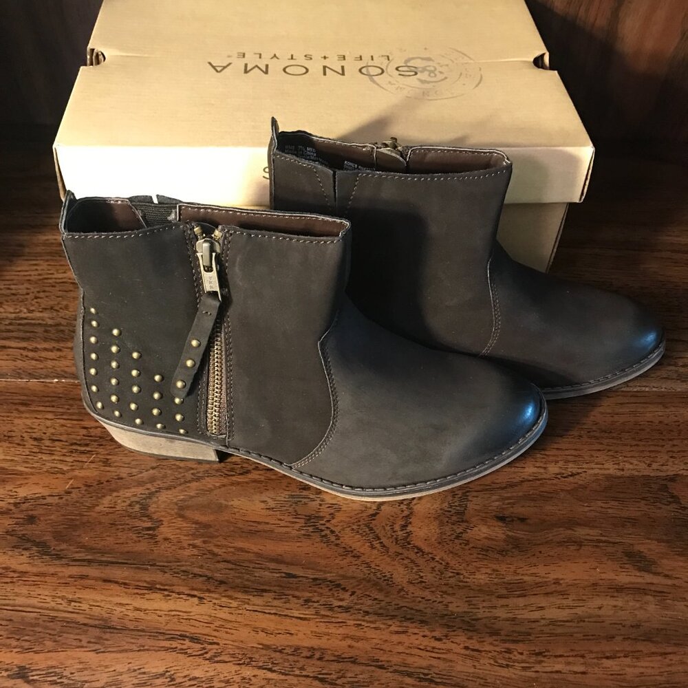 NEW Sonoma Melissa Ankle Boots Dark Brown Faux Suede Zipper Studs Womens 7.5 - Picture 3 of 10